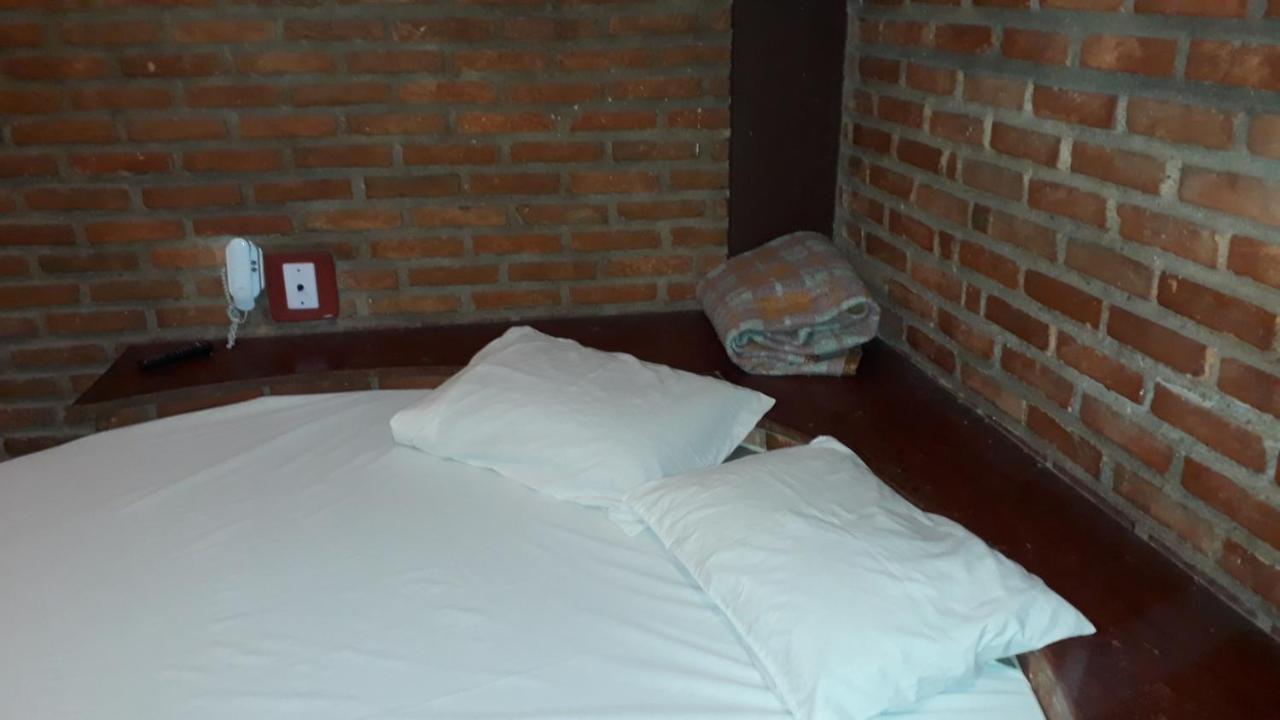Planeta Sex Motel เซาโจเอา เดล เฮย์ ภายนอก รูปภาพ